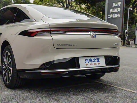 2025�� ������