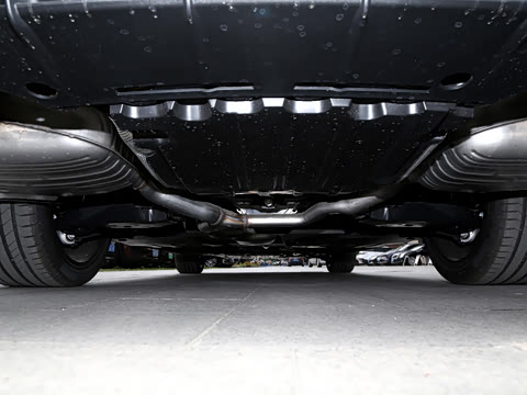2026�� �Ŀ�� E 300 L ʱ���˶���