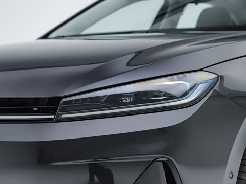 2026�� S 300TSI ������