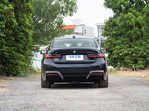 2026�� eDrive 40 L ��ҹ�˶���װ