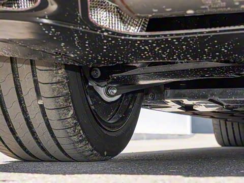 2026�� 735Li M�˶���װ