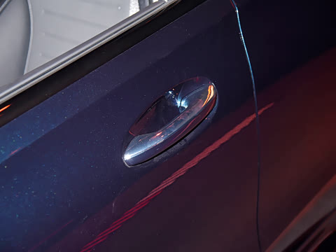 2026�� C 260 L �ҹ�˶���