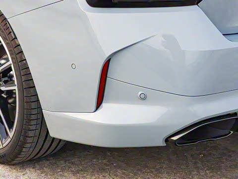 2025�� M240i xDrive