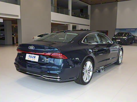 2025�� 45 TFSI quattro ������