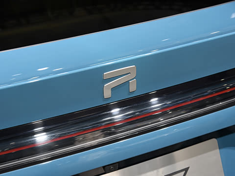 2025�� ������