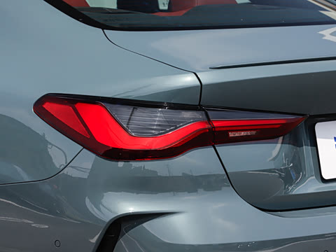 2026�� 430i M�˶���ҹ��װ