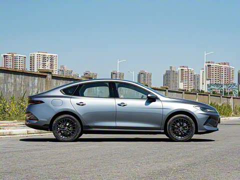 2025�� EV �Ǽݰ� 510KM��ȡ��