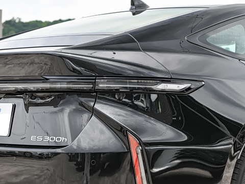 2026�� 300h