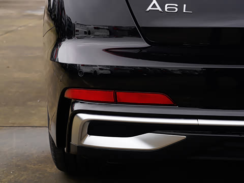 2026 45 TFSI quattro ѡ