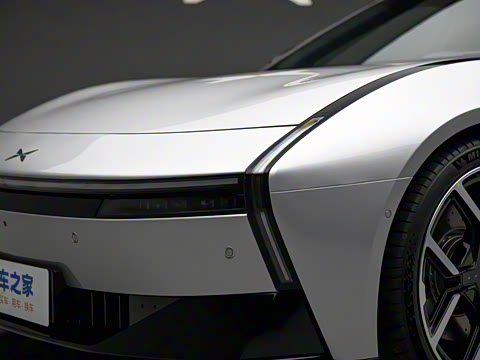 2025�� 750 ���������� Ultra