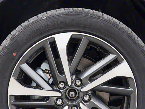 2026�� 2.0L CVT����PLUS��