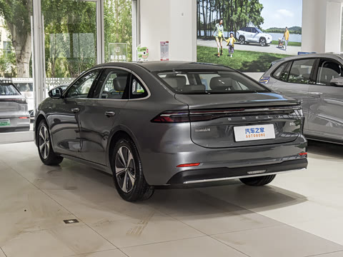 2026�� EV 550km ������