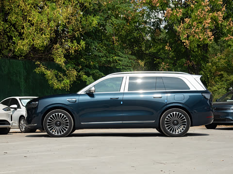 2025�� ���� Ultra�� 100kWh 6����