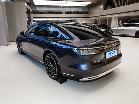 2026�� ���� Ultra ���� 53kWh (896�߼����״