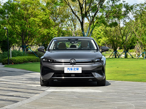 2026�� L 300TSI DSG ������