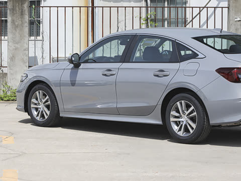 2026�� 240TURBO CVT ��ȤPlus��