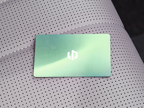 2027�� 660������