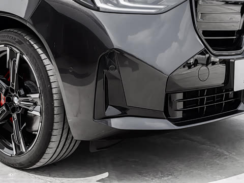 2025�� M50 xDrive