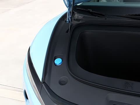 2025�� EV 701KM�����״��콢��