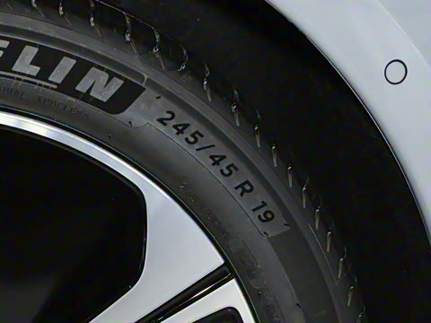 2025�� 100kWh Touring