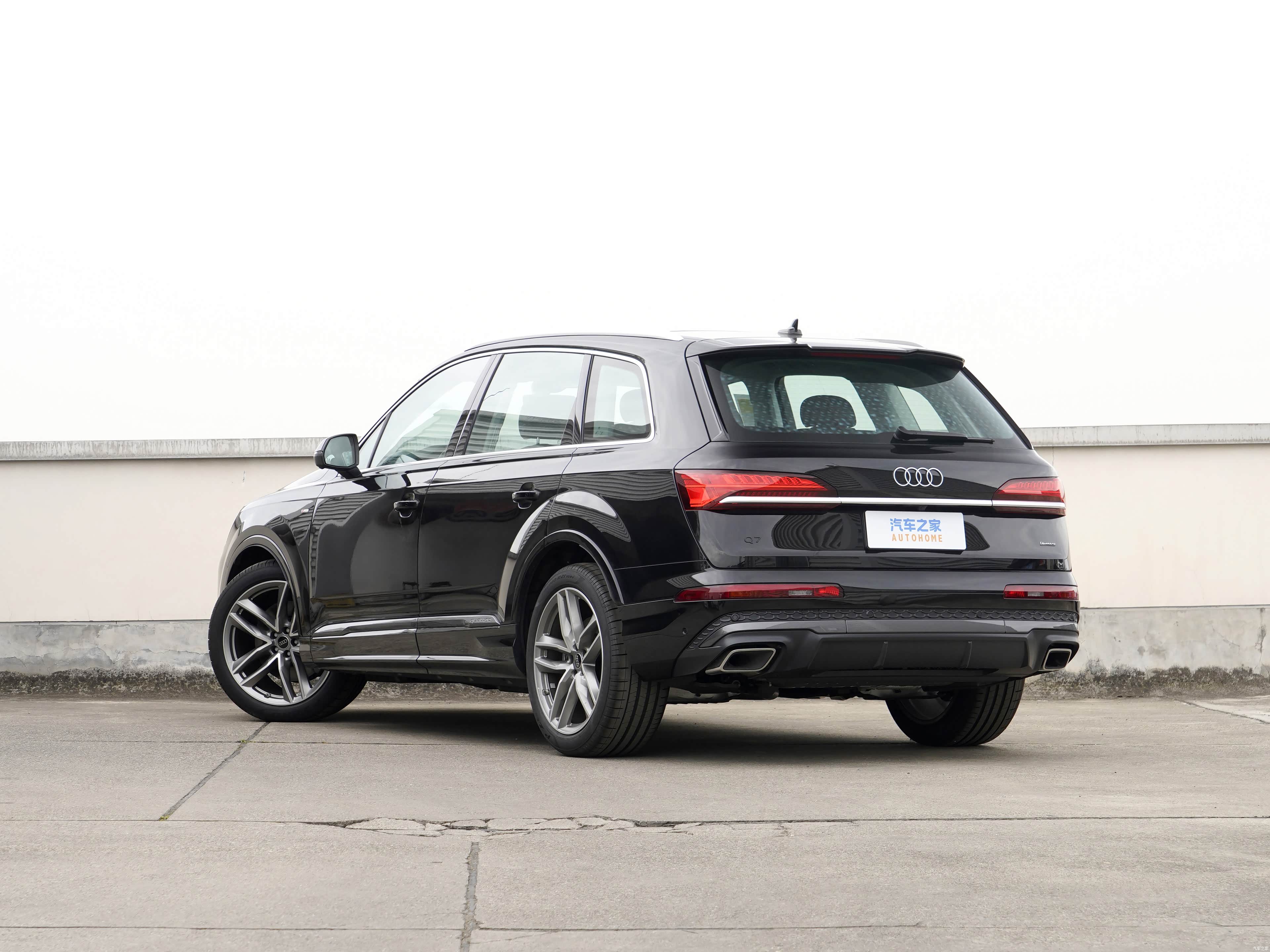 Audi Q7, миниатюра 5