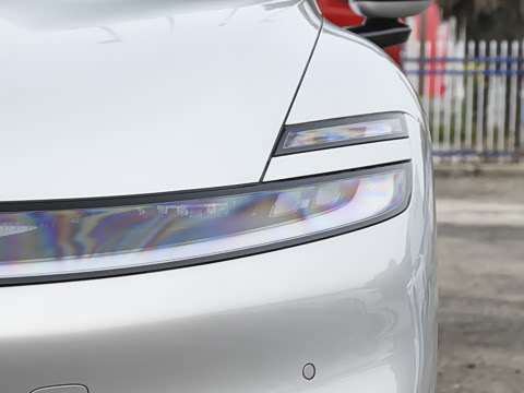 2026�� 240����Ultra