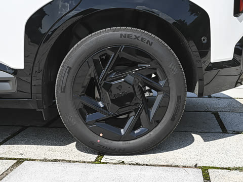 2027�� 1.5T �����