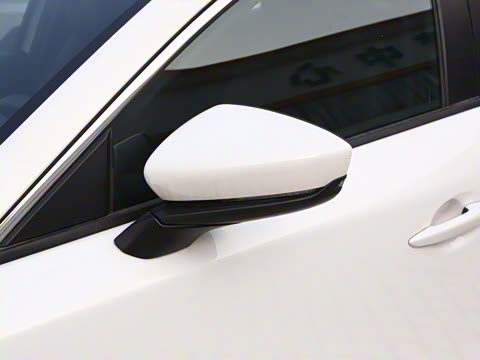 2025�� 2.0L �Զ����Ű�