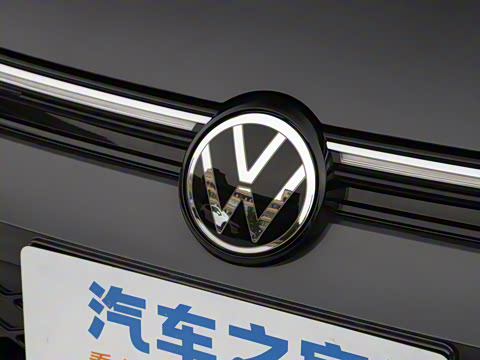 2025�� �Ŀ�� 300TSI R-Line