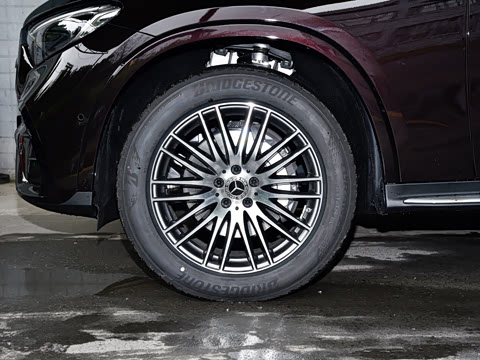 2026�� GLC 300 L 4MATIC ������ 7��