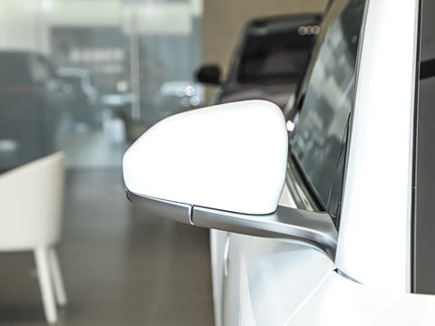 2025�� 100kWh Touring