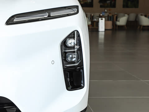 2025�� 100kWh Touring