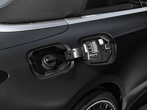 2026�� AMG CLE 53 4MATIC+ ������ܳ�