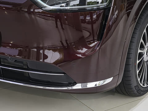 2025�� ���� Ultra�� 53.4kWh 6���� (896�߼����״