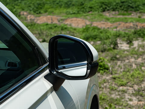 2026�� 240TURBO ������Ӣ�� 5��