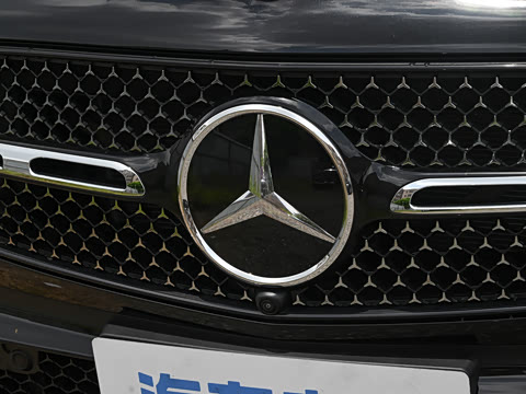 2026�� �Ŀ� GLC 300 4MATIC ����SUV