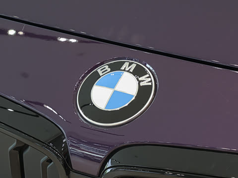 2026�� M240i xDrive