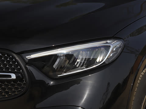 2026�� GLC 260 4MATIC ����SUV