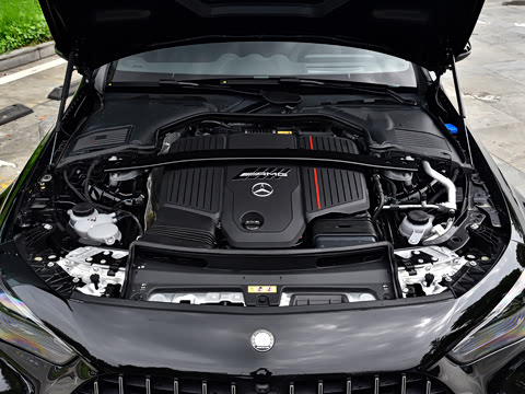 2026�� �Ŀ� AMG CLE 53 4MATIC+ ���ܳ�