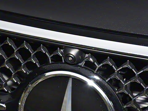 2026�� E 300 L �����˶���