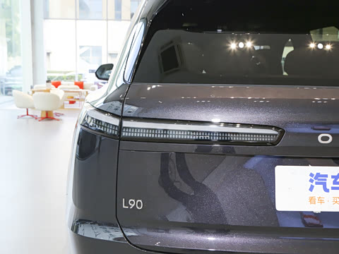 2025�� Max ������