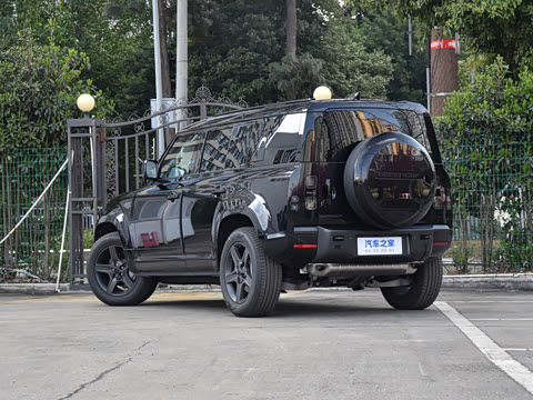 2026�� 110 3.0T P400 X-Dynamic SE