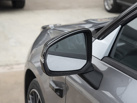 2026�� 2.0TD �Զ� Ultra