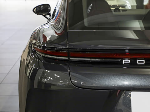 2026�� Panamera ������ 2.9T