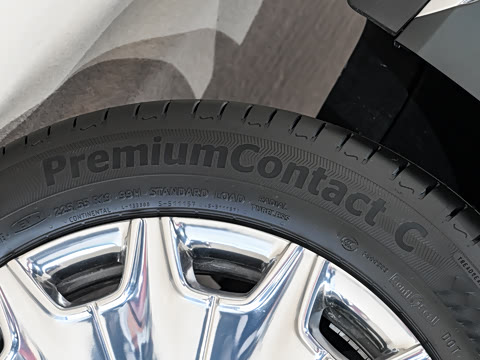 2027�� 2.0T ���������