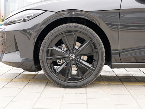 2026�� ���L GTS 380TSI ����������