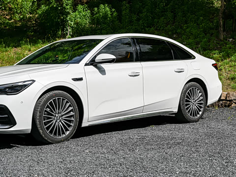 2026�� 220km ������ҫ��