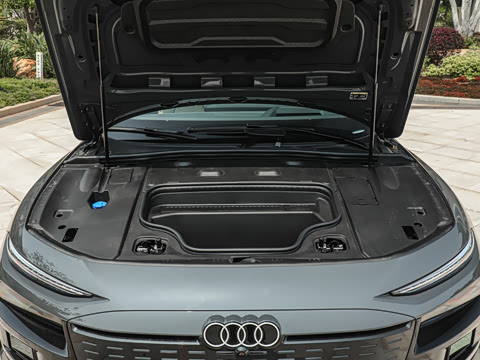 2026�� quattro Ǭ���Ǽݰ�