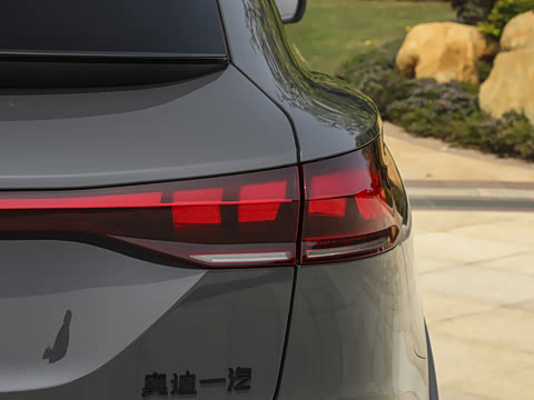 2026�� quattro Ǭ���Ǽݰ�