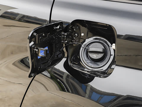 2026�� 2.5L ����׿��318��